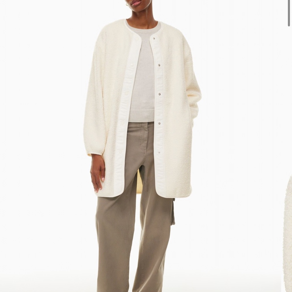 Aritzia Sherpa Long Liner Jacket | Women’s Size M | White/Cream